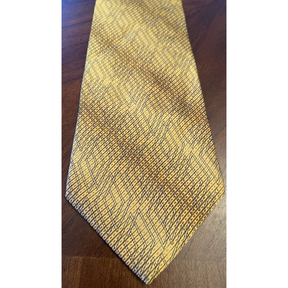 Don Loper Beverly Hill 100% Imported Silk Printed In Italy, Mens Neck Tie, China